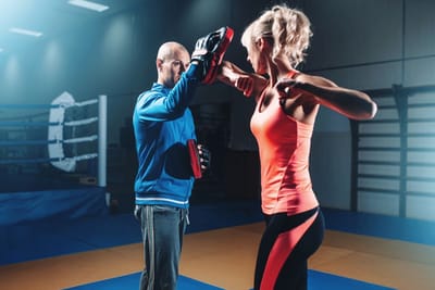 Phrasal Verbs Fend Off | Play With | Fight Back | Zero Out | Wind Up