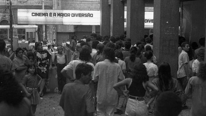 “RETRATOS FANTASMAS” é quando a cidade conta a história do cinema e o cinema revive a transformação da cidade