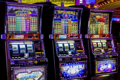 Pros and Cons of No Deposit Online Gambling Establishments