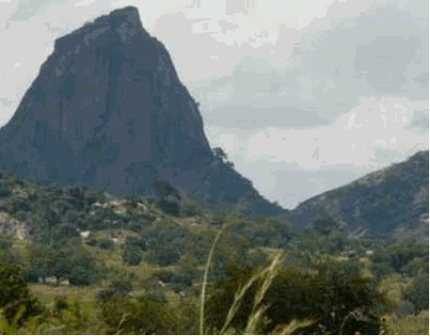 2  . Rwenzori Mountains Ranges: