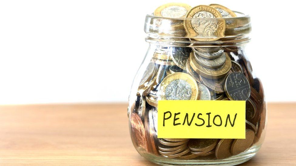 82 - The pros (and cons) of resigning from a defined benefit pension fund