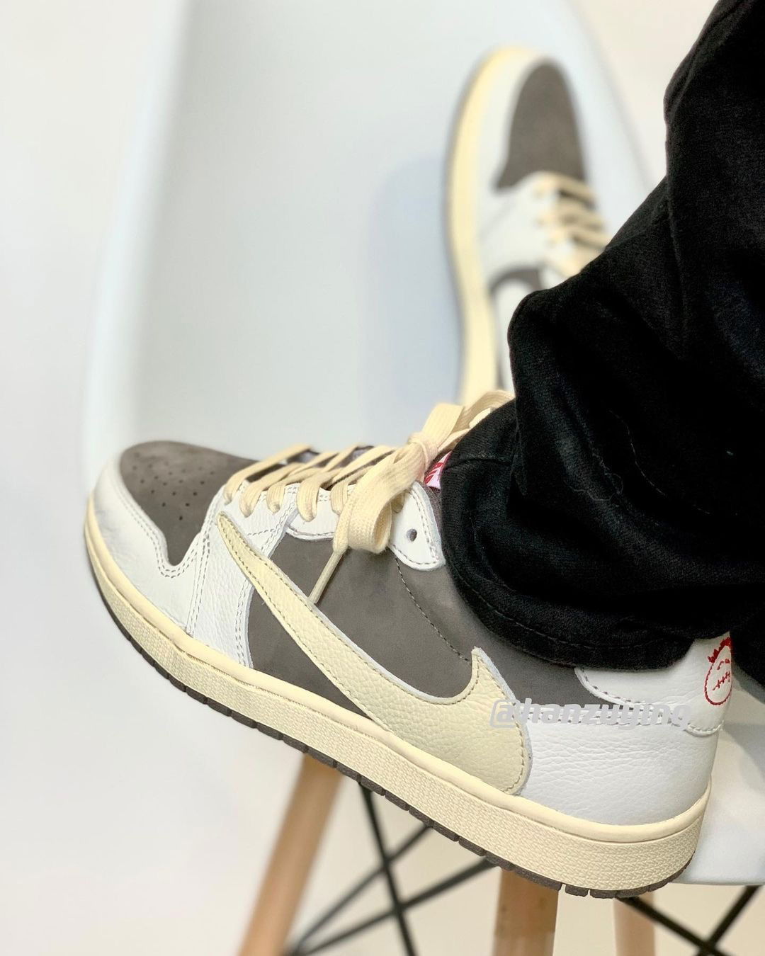 TRAVIS SCOTT x AIR JORDAN 1 LOW "REVERSE MOCHA" 高清實物着用圖