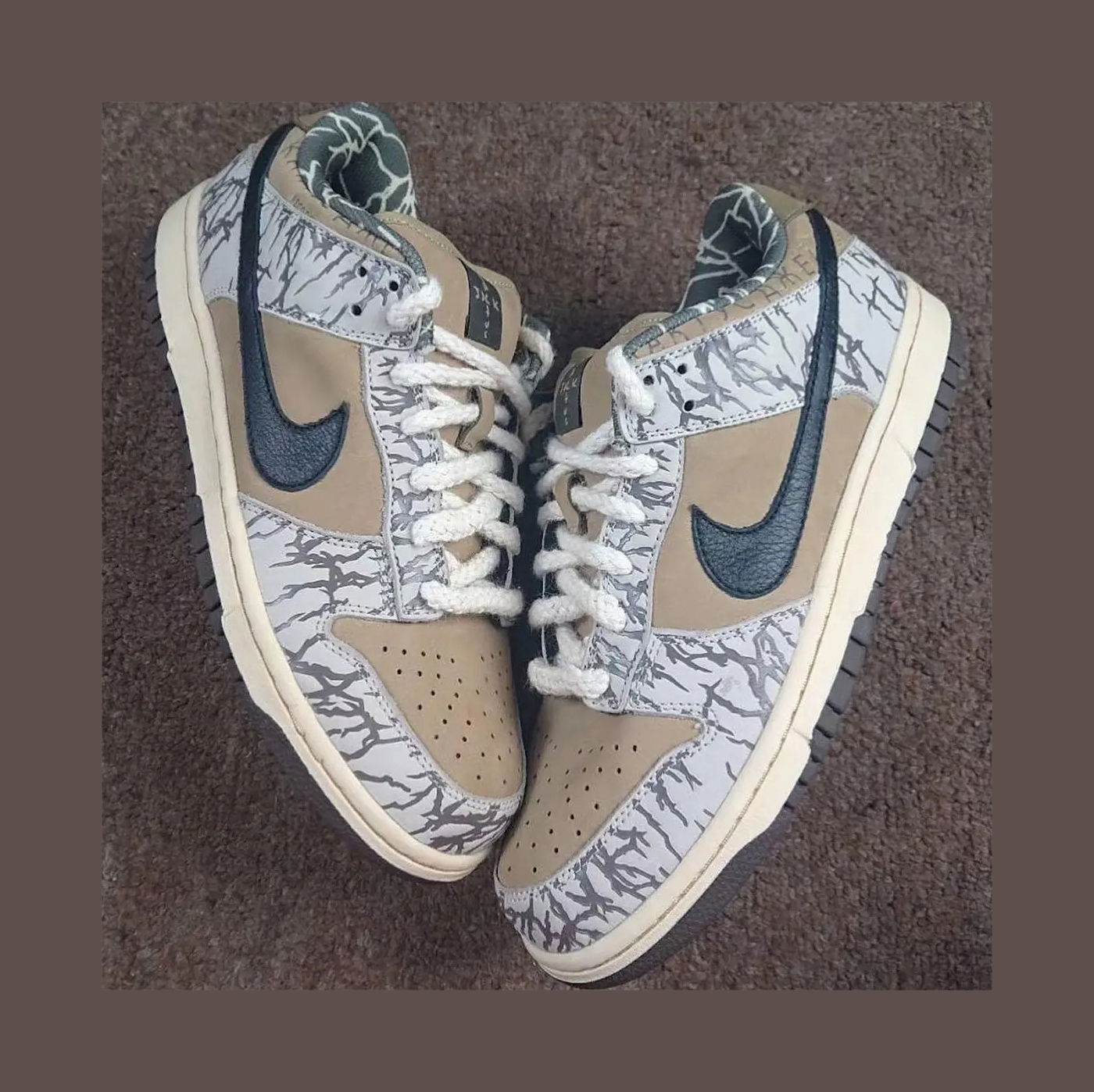 TRAVIS SCOTT x NIKE SB 或將於今年內再度合作 消息指新版本將與第一版 SAMPLE 相似