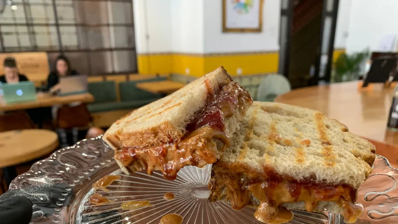 Tosta “Um Clássico Americano” / “An American Classic” Toast - 3,50€