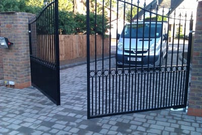 The Signs that an Automated Gate Installer is Not Relying on