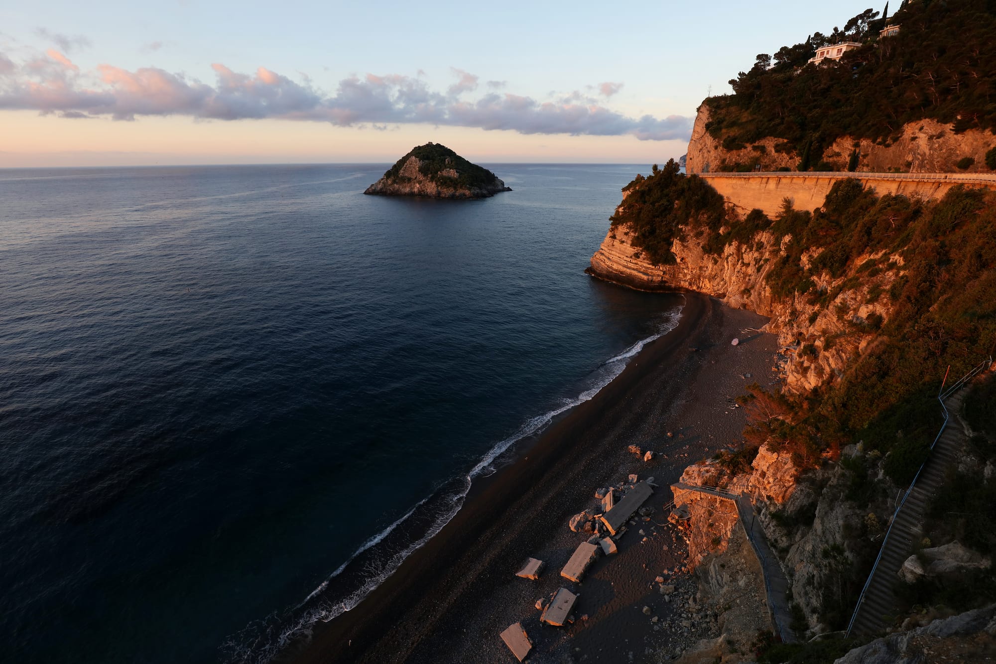 Isola di Bergeggi - Punta Predani - Liguria - Sunrise