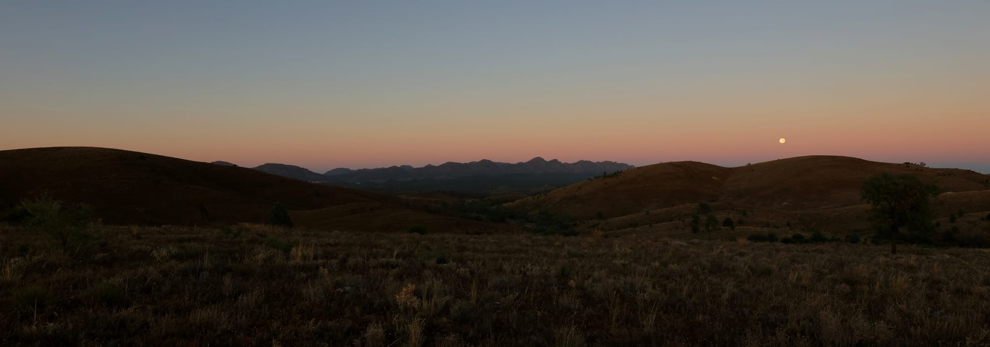 Hucks Lookout - Sunrise - Ikara–Flinders Ranges National Park - South Australia