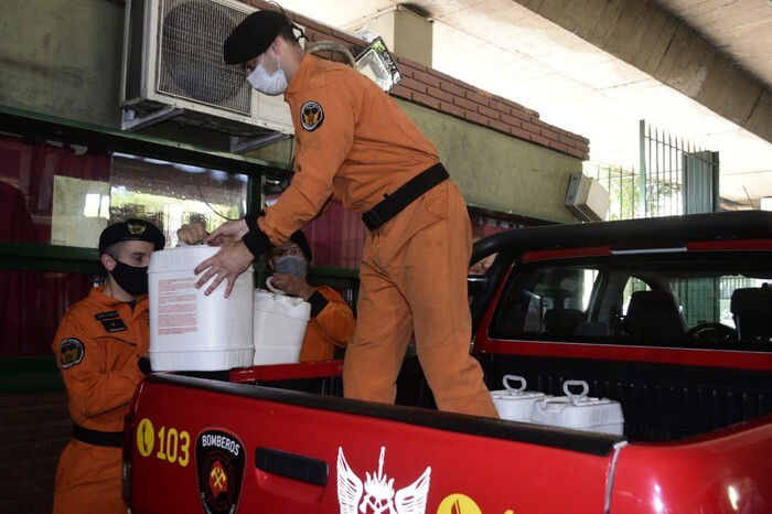 El gran incendio forestal en Corrientes, Argentina; aplicará nuevo aditivo para su mejor control...