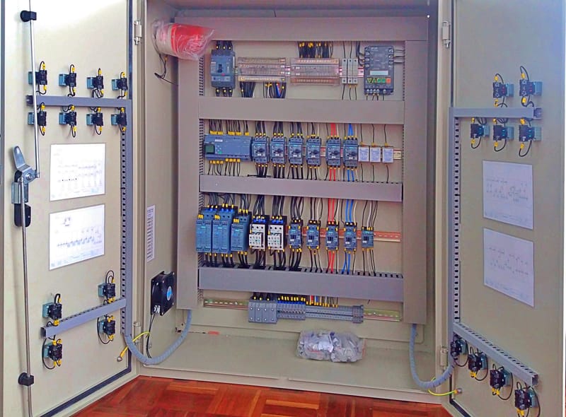 AUTOMATIZACIÓN Y CONTROL INDUSTRIAL