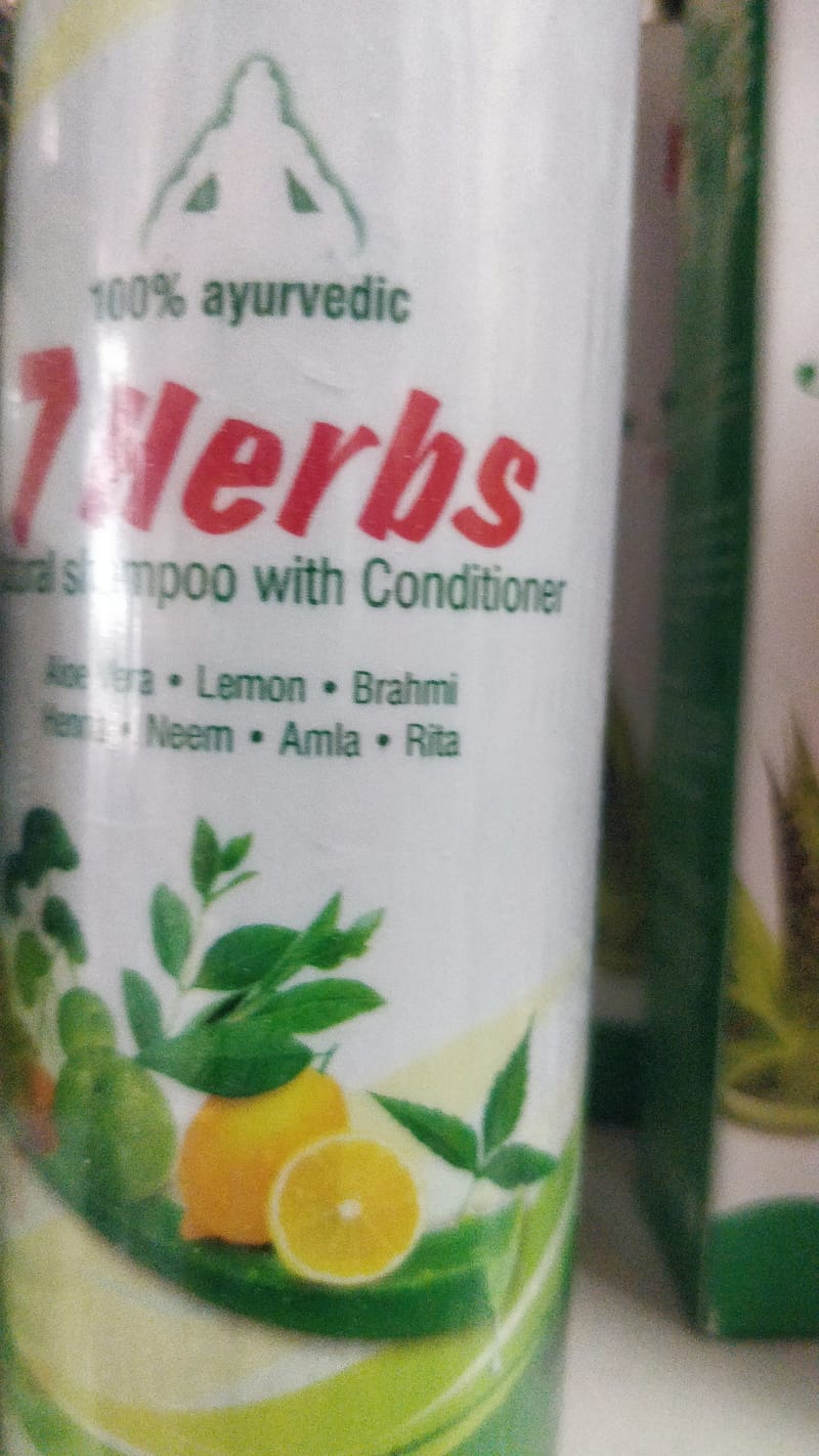 Herbs shampoo with conditioner