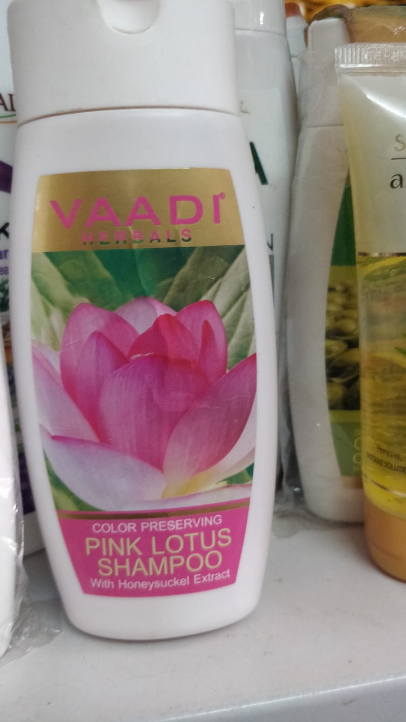 Pink lotus shampoo