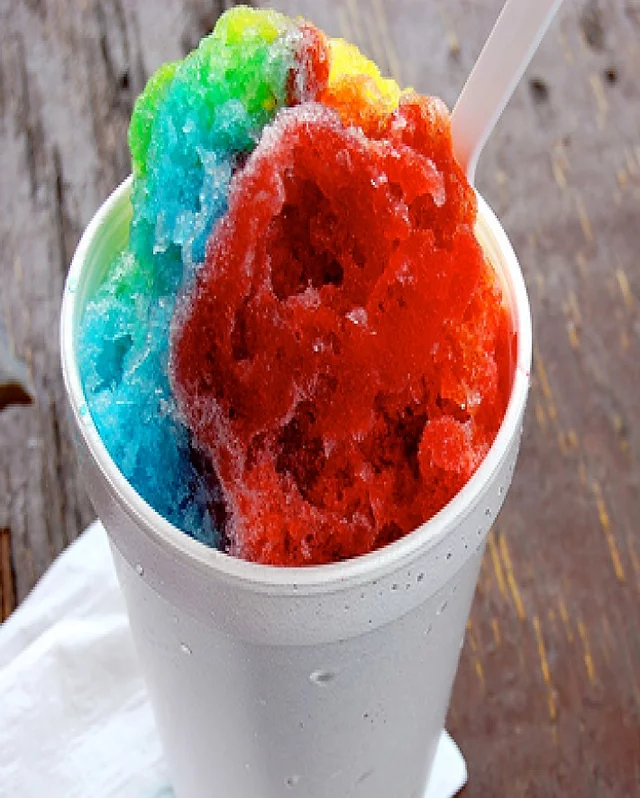 Flavoured shaved ice cup
