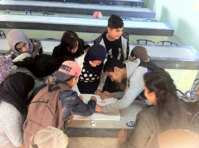 ورشة الصباغة على القماش