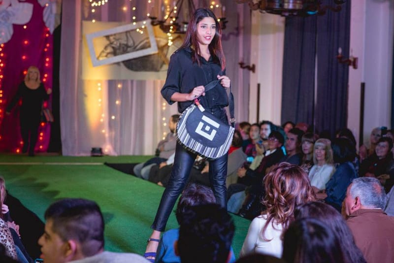 Con la colaboración de AMA