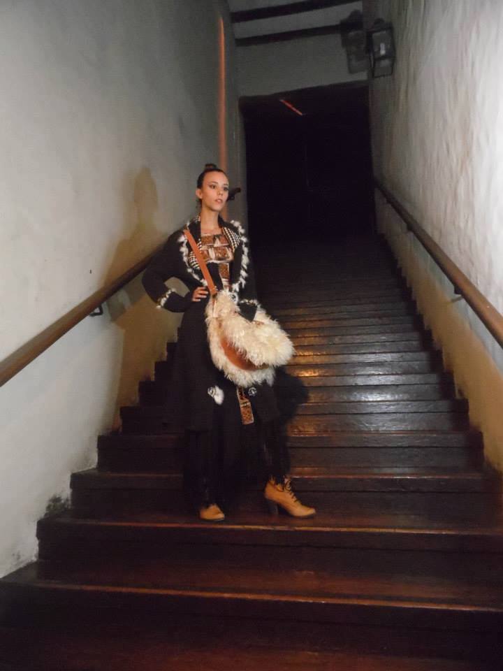 Con la colaboración de AMA