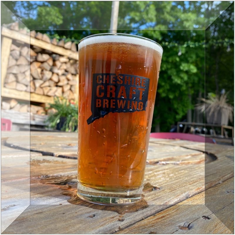 Small Town, ESB, 5.7% ABV