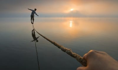 Considerações sobre a crônica "Medo da Eternidade" De Clarice Lispector