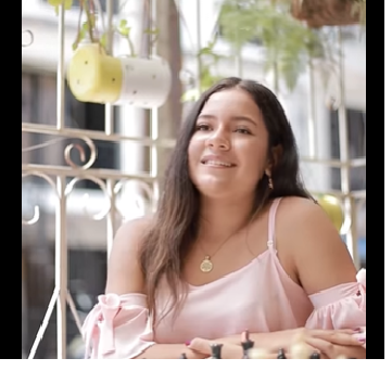 Daniela Fitzgerald, campeona departamental y nacional de ajedrez. Egresada de la Institución Educativa Nuestra Señora del Palmar