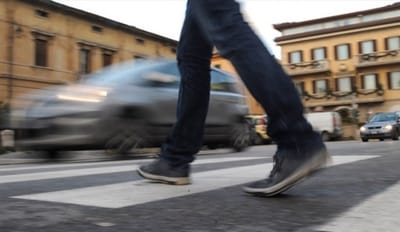 PEDONE INVESTITO DA UN'AUTO. COME RICHIEDERE IL RISARCIMENTO DEI DANNI?