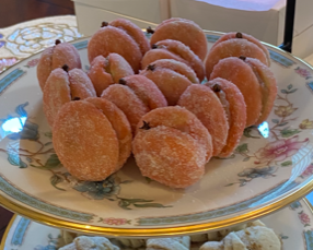 Italian Peach Cookies (Pesche Con Crema)