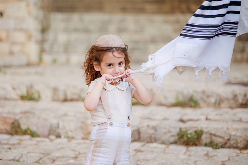 חלאקה, בת מצווה ומשפחה