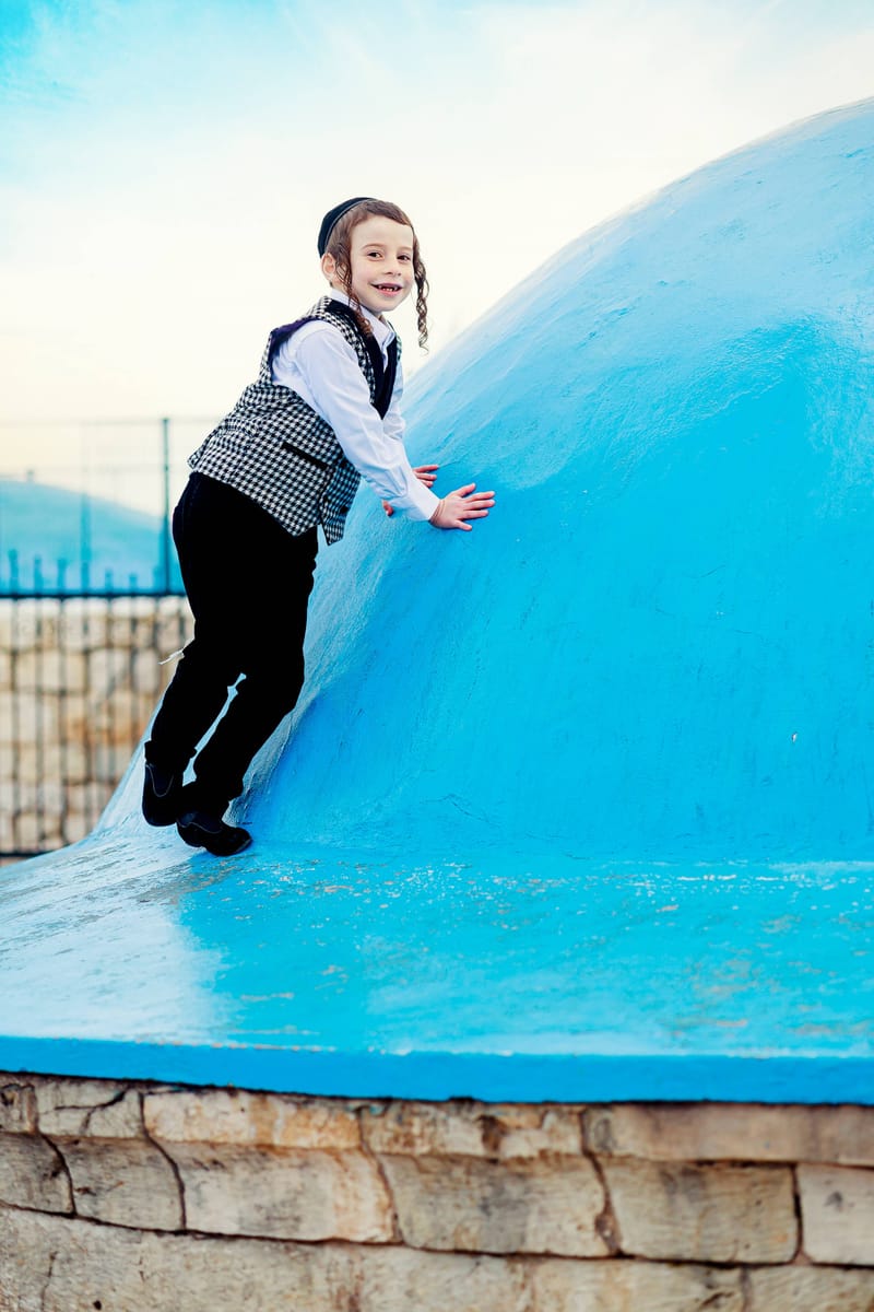 חלאקה, בת מצווה ומשפחה