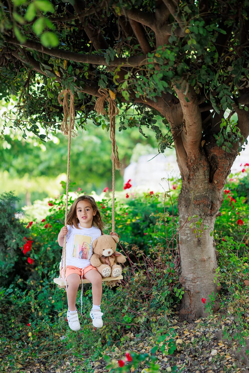 חלאקה, בת מצווה ומשפחה