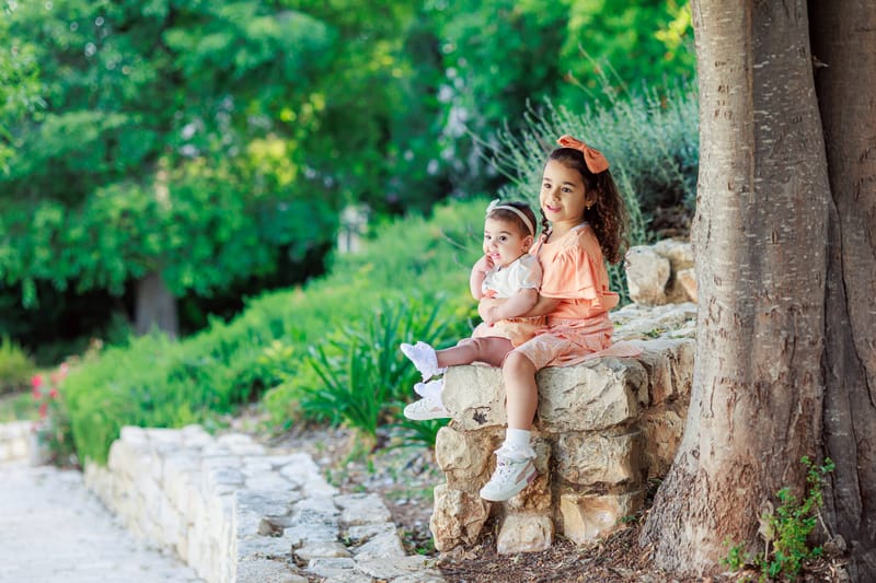 חלאקה, בת מצווה ומשפחה