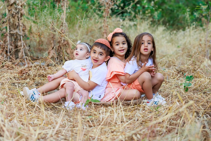 חלאקה, בת מצווה ומשפחה