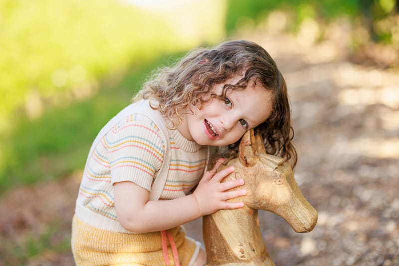 חלאקה, בת מצווה ומשפחה