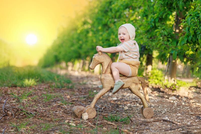 חלאקה, בת מצווה ומשפחה