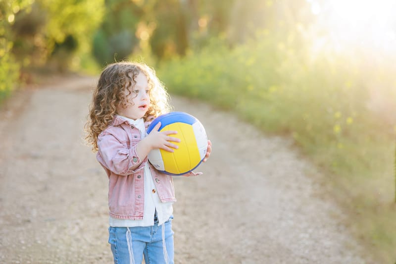 חלאקה, בת מצווה ומשפחה