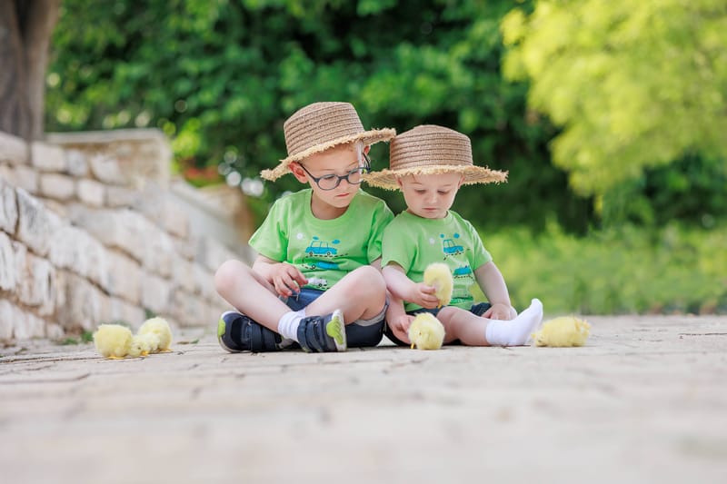 חלאקה, בת מצווה ומשפחה