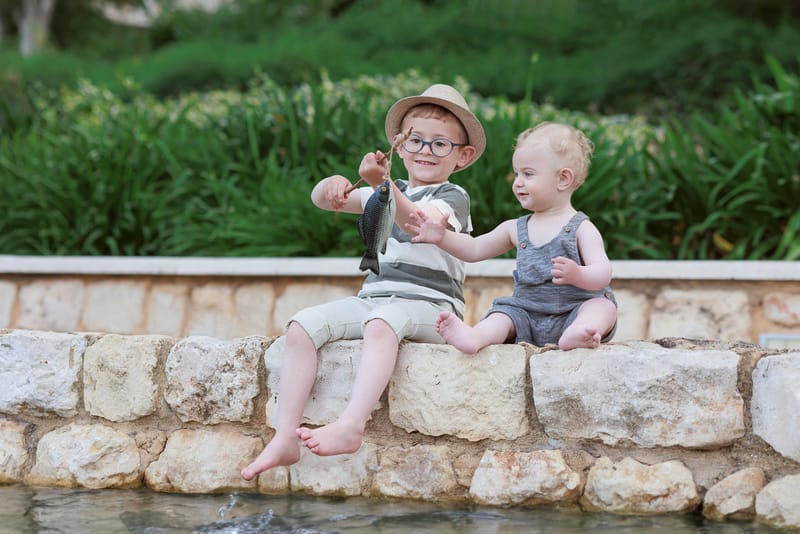 חלאקה, בת מצווה ומשפחה