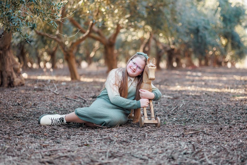 חלאקה, בת מצווה ומשפחה