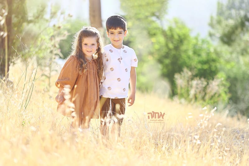 חלאקה, בת מצווה ומשפחה