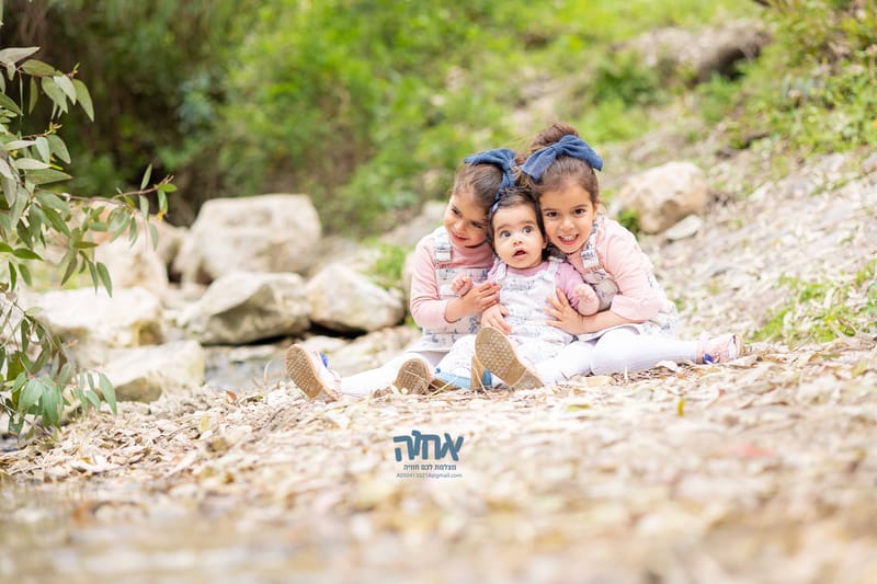 חלאקה, בת מצווה ומשפחה