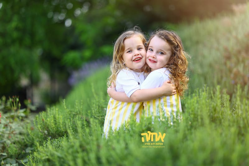 חלאקה, בת מצווה ומשפחה