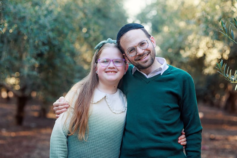 חלאקה, בת מצווה ומשפחה