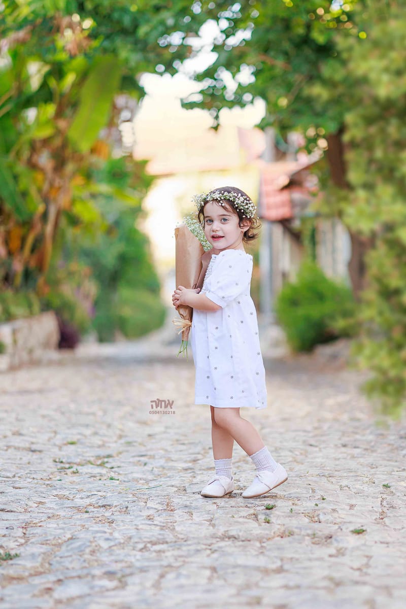 חלאקה, בת מצווה ומשפחה