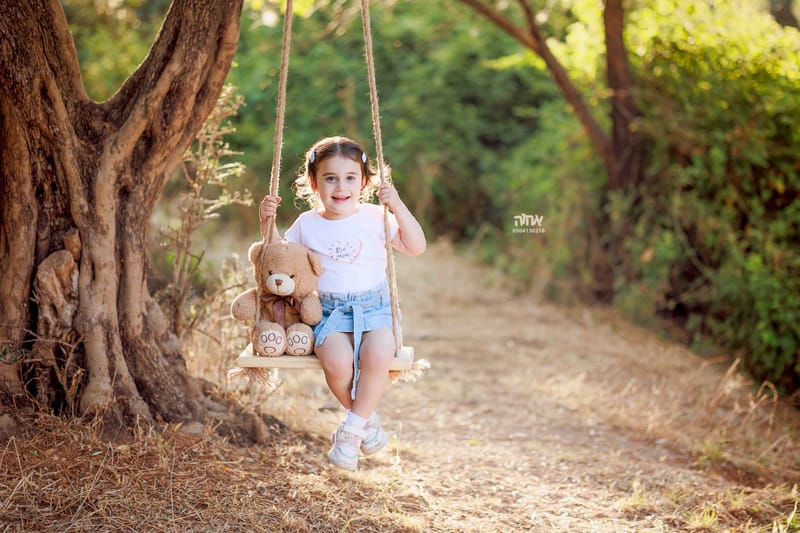 חלאקה, בת מצווה ומשפחה