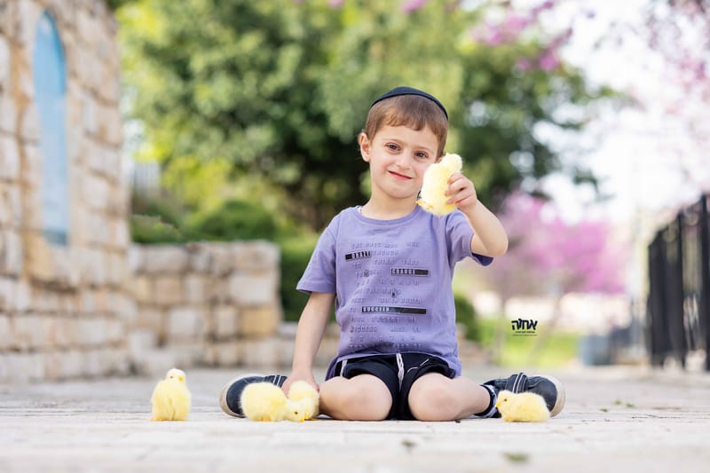 חלאקה, בת מצווה ומשפחה