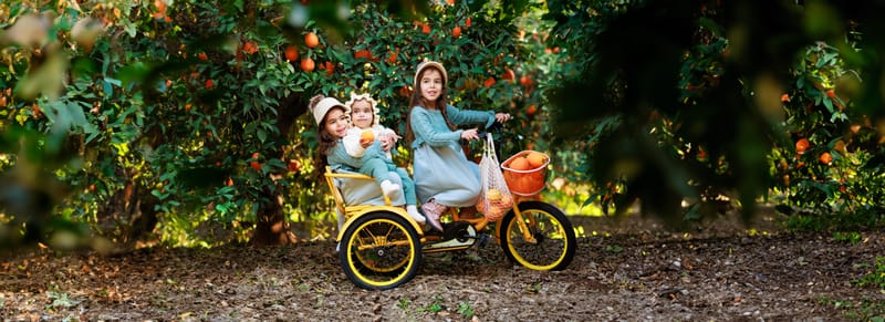 חלאקה, בת מצווה ומשפחה