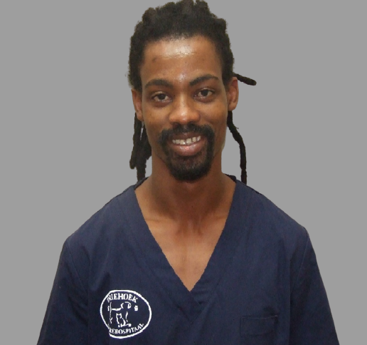 Thembela Thabavu - Vet Assistant