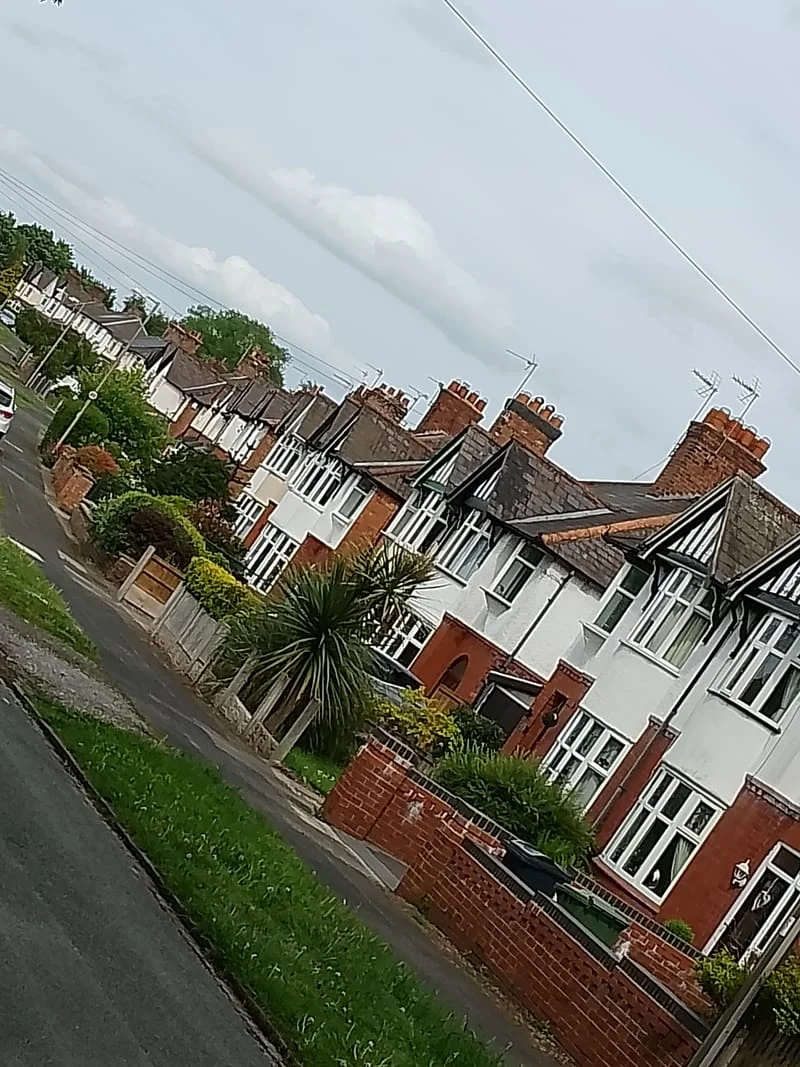 The average property value across the UK is now £183,577