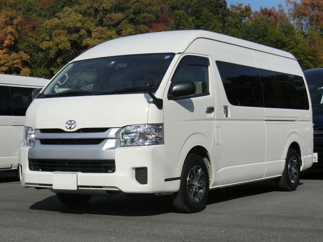 Sewa Mobil dan Charter Bus Pariwisata