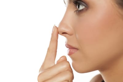 جراحة تجميل الأنف الأولية في دبي وأبو ظبي | الإمارات العربية المتحدة