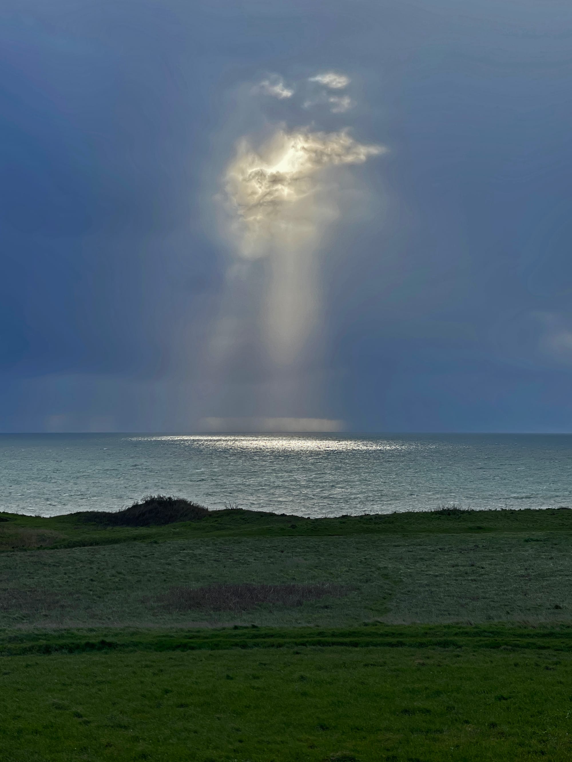 Glittering Sea, Newhaven