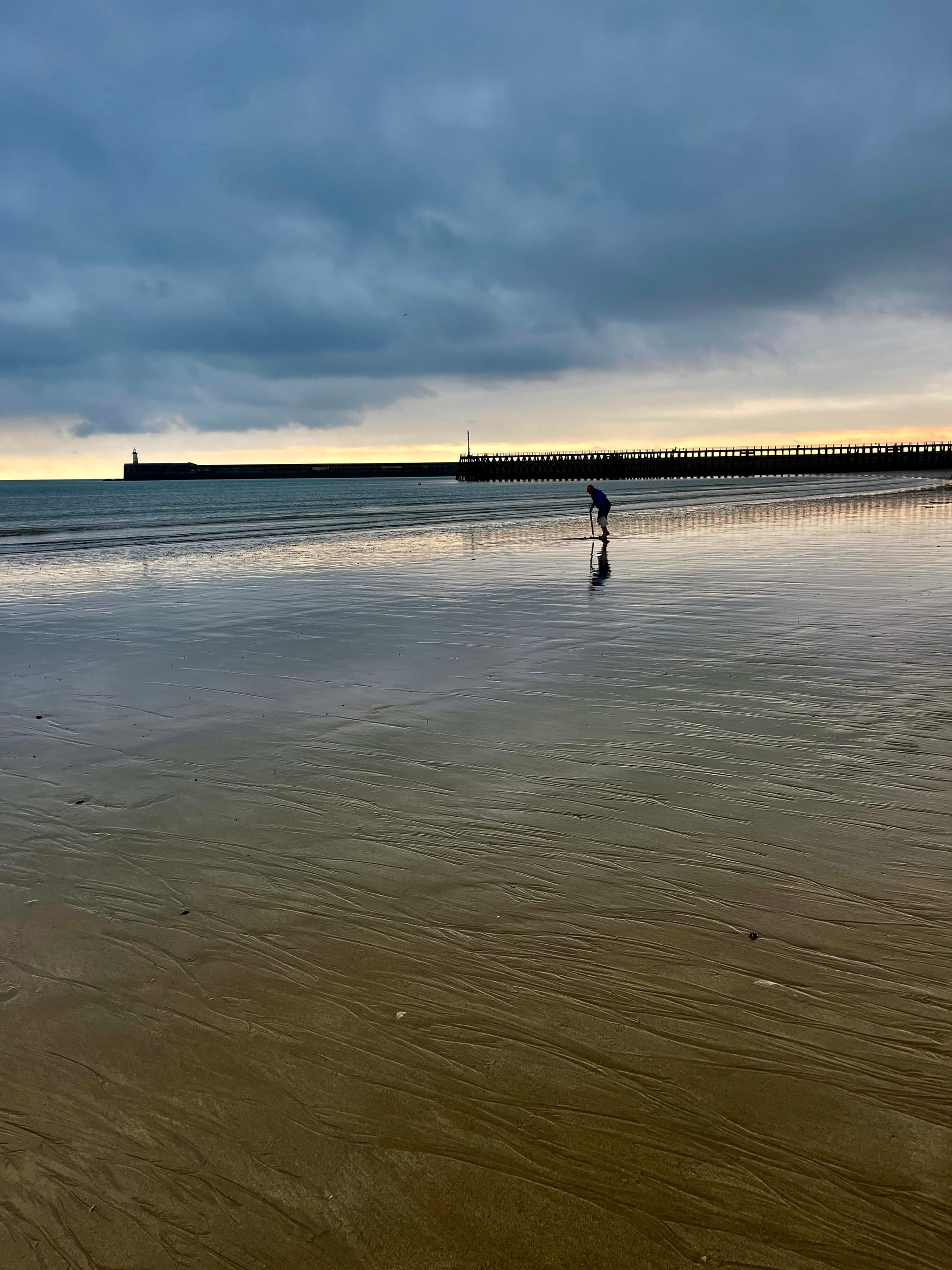 Low-tide Lugworm Digger. Newhaven, East Sussex