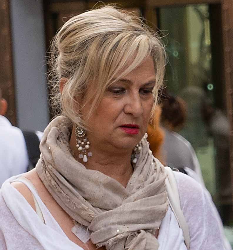 Volto nella folla N. 1